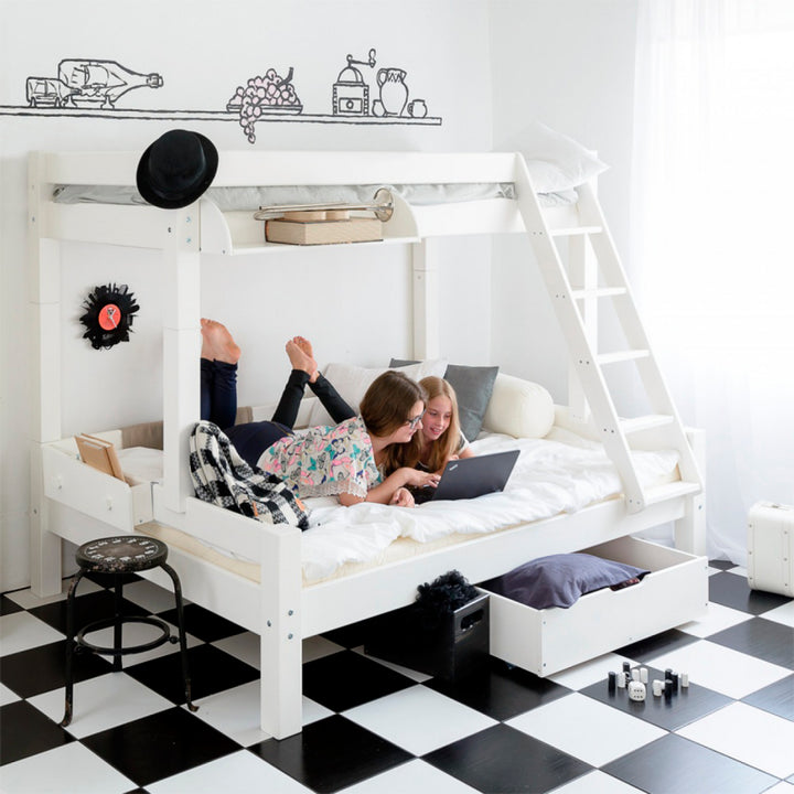 White Triple Bunk Bed in a 4ft Double Bed (5894315606169)